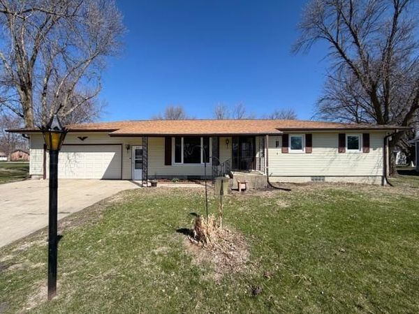 447 2nd Avenue SW, Winnebago, MN 56098