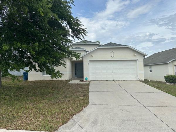 1001 LAKE CHARLES DRIVE, DAVENPORT, FL 33837