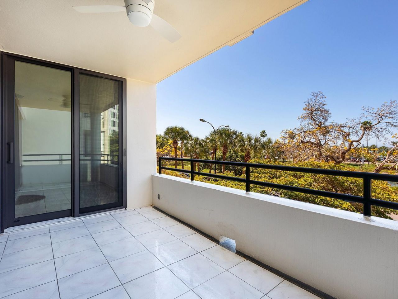 1255 N Gulfstream Avenue , Unit 205, Sarasota, FL 34236 Photo