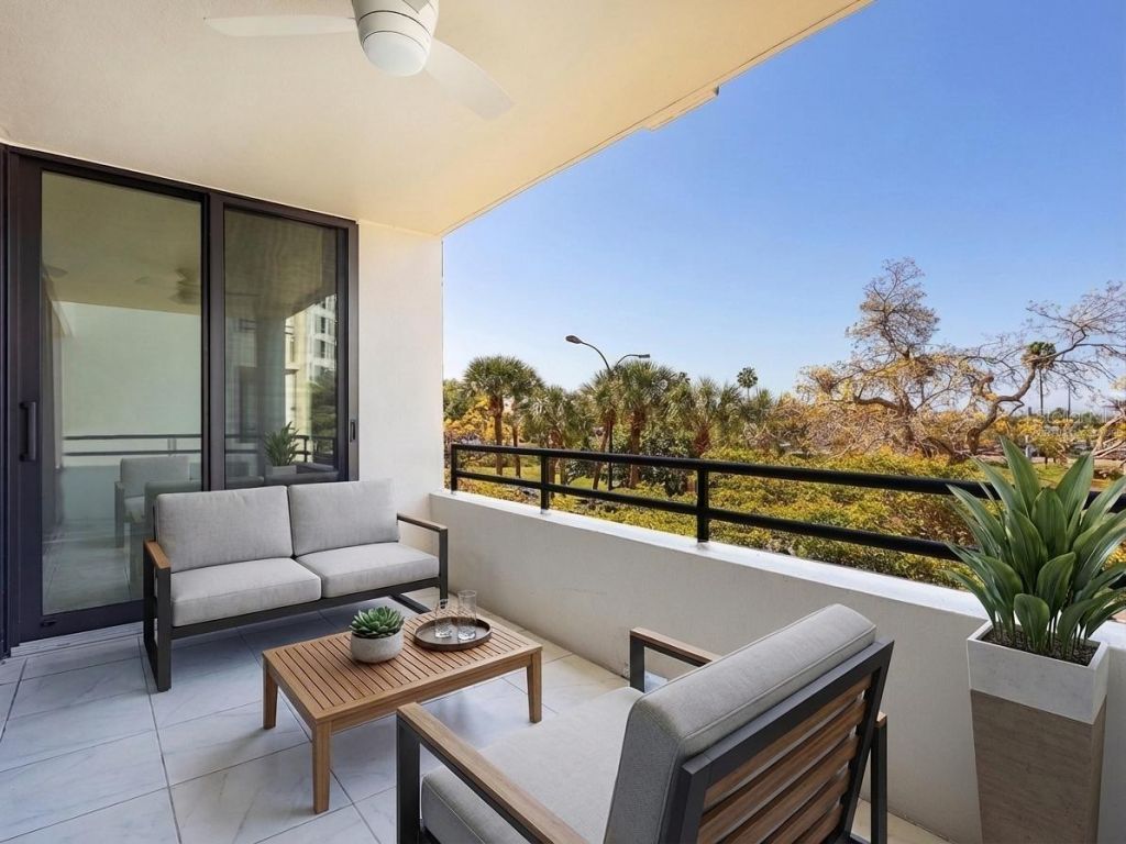 1255 N Gulfstream Avenue , Unit 205, Sarasota, FL 34236 Photo