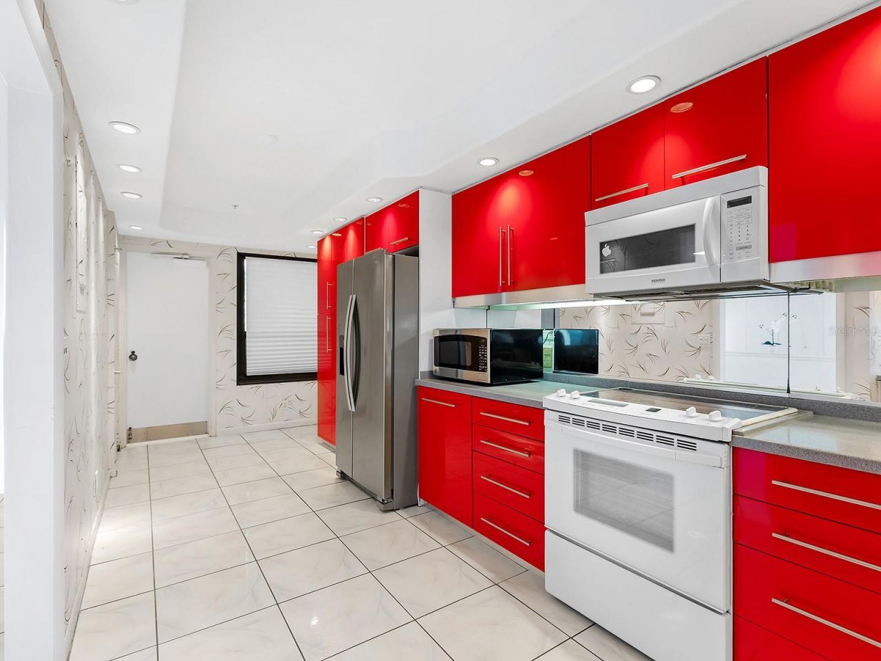 1255 N Gulfstream Avenue , Unit 205, Sarasota, FL 34236 Photo