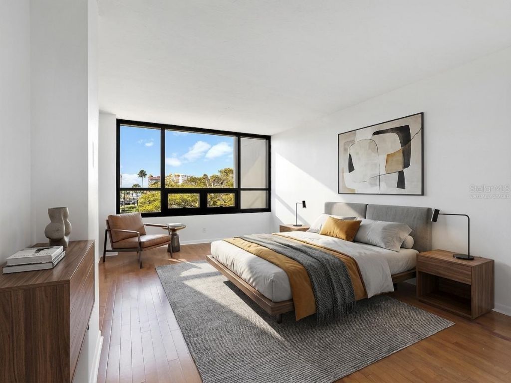 1255 N Gulfstream Avenue , Unit 205, Sarasota, FL 34236 Photo