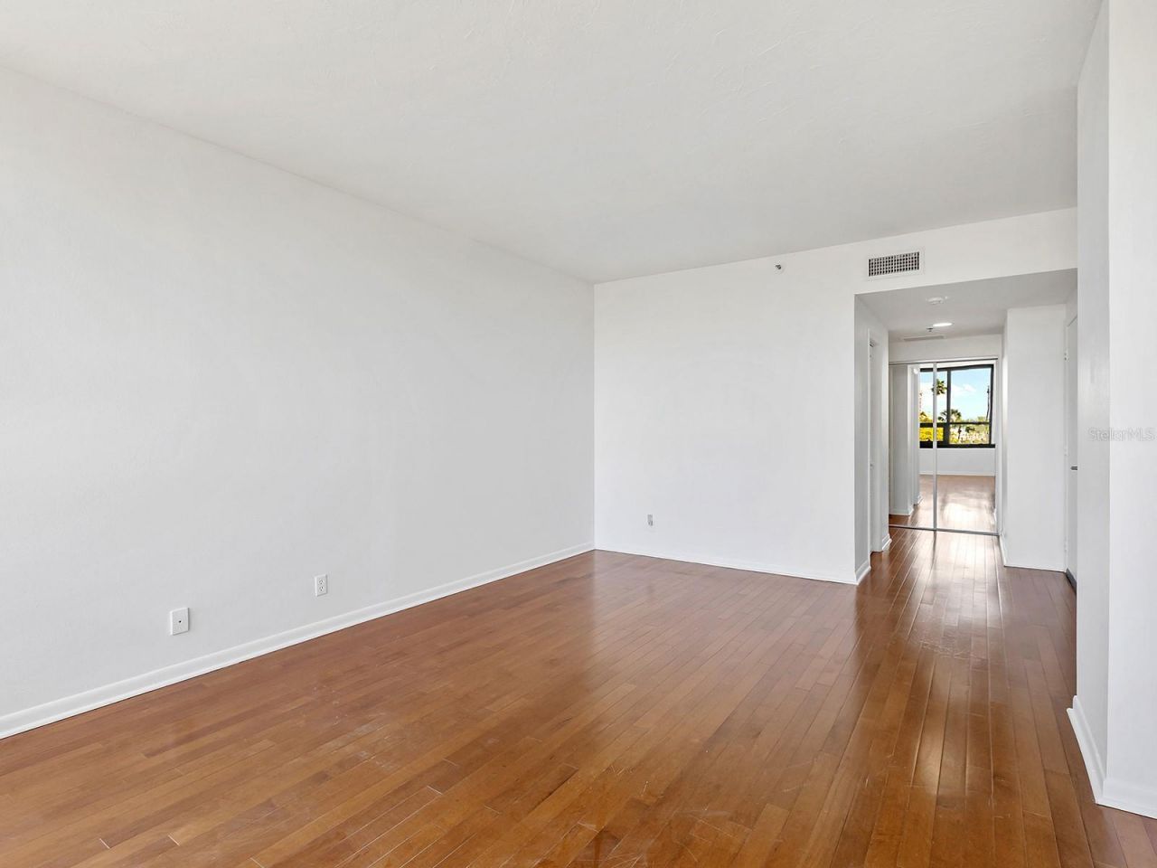 1255 N Gulfstream Avenue , Unit 205, Sarasota, FL 34236 Photo