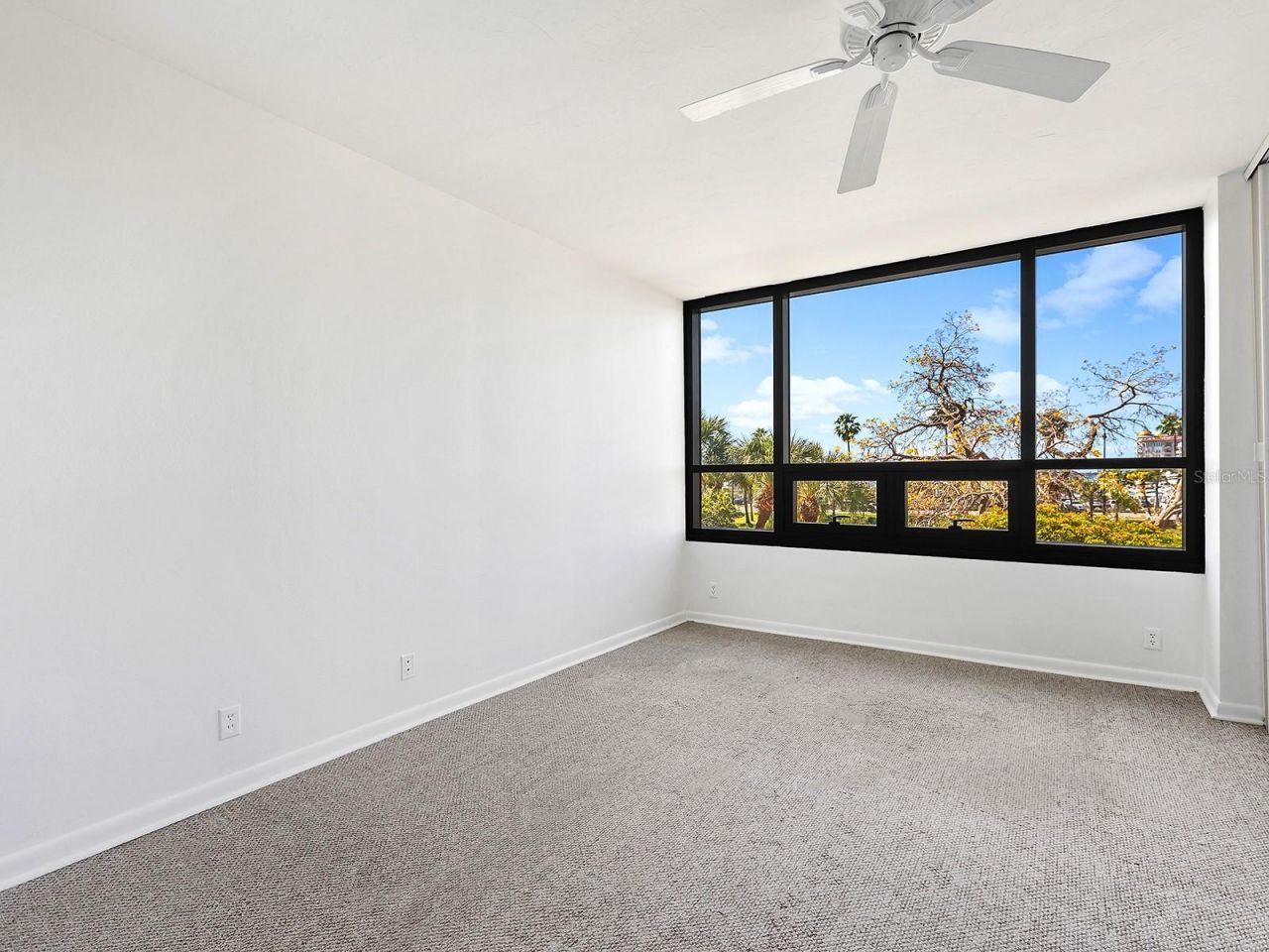 1255 N Gulfstream Avenue , Unit 205, Sarasota, FL 34236 Photo