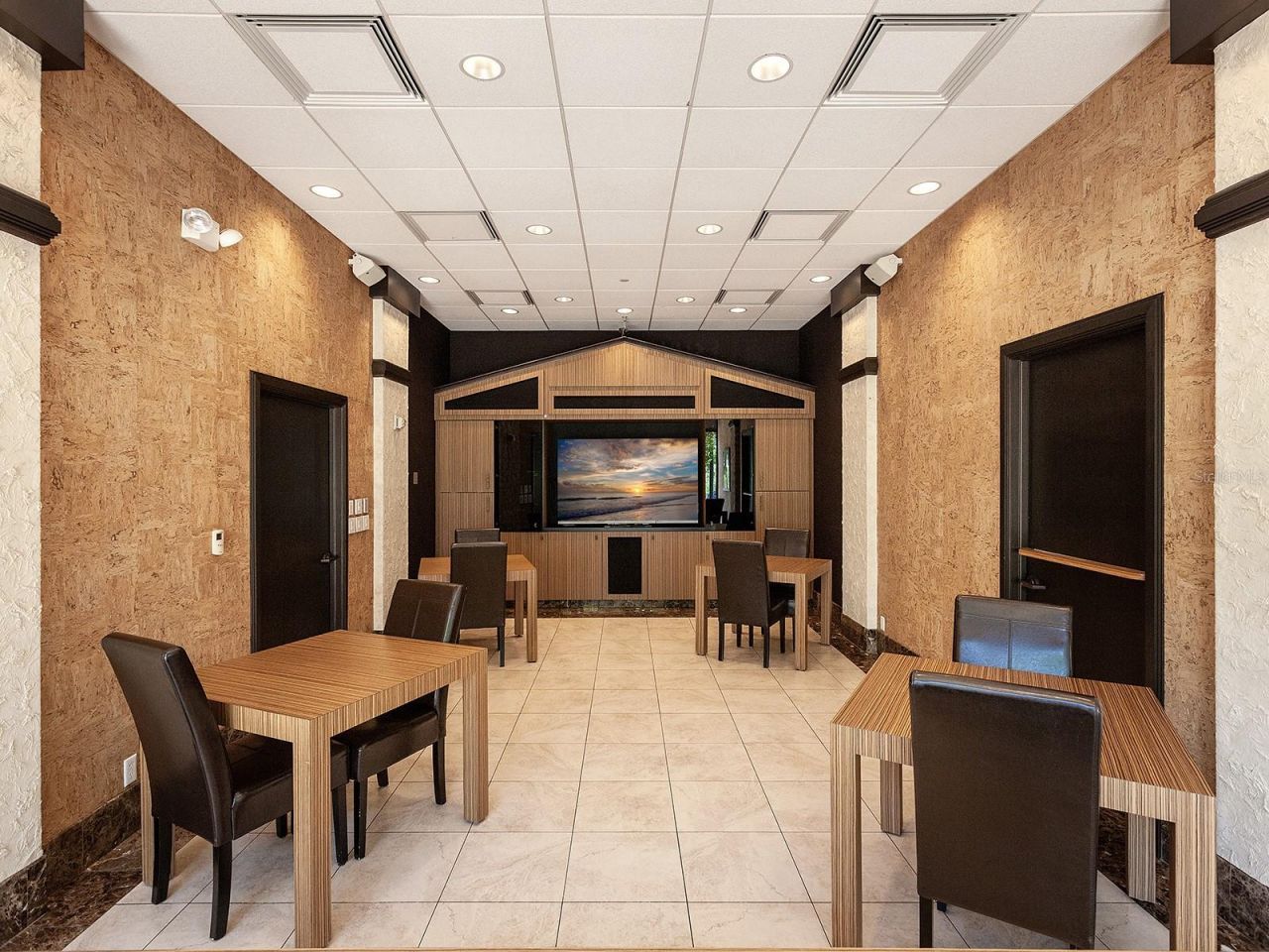 1255 N Gulfstream Avenue , Unit 205, Sarasota, FL 34236 Photo