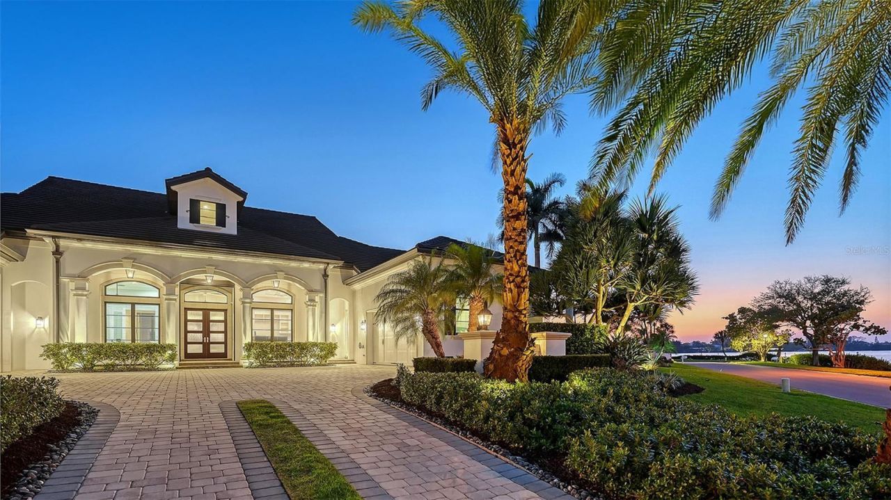 313 Lookout Point Drive, Osprey, FL 34229 Photo