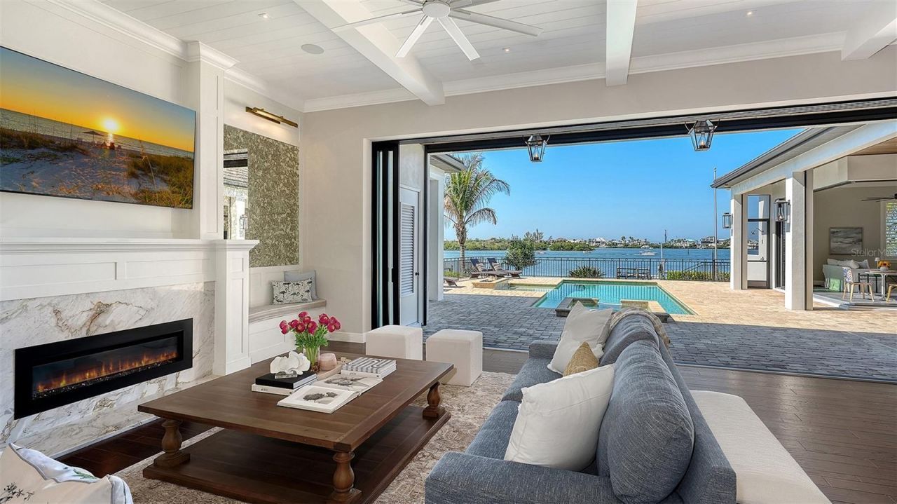 313 Lookout Point Drive, Osprey, FL 34229 Photo