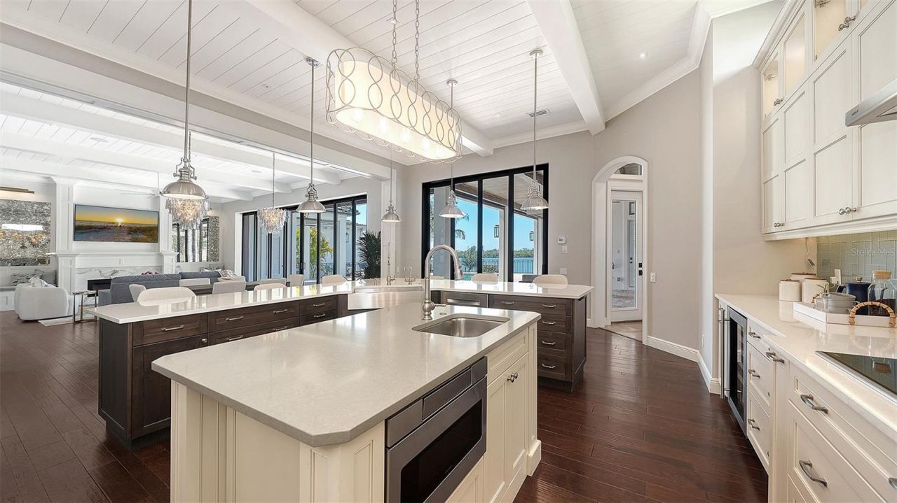 313 Lookout Point Drive, Osprey, FL 34229 Photo