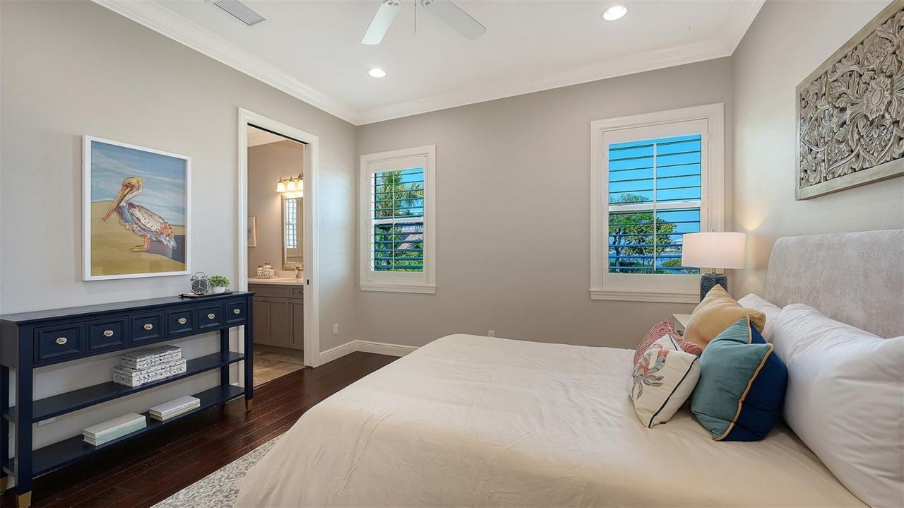 313 Lookout Point Drive, Osprey, FL 34229 Photo