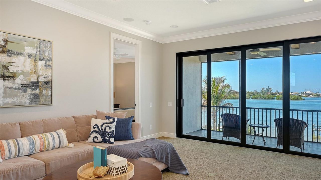 313 Lookout Point Drive, Osprey, FL 34229 Photo