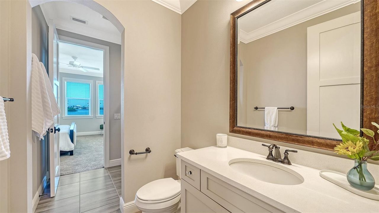 313 Lookout Point Drive, Osprey, FL 34229 Photo