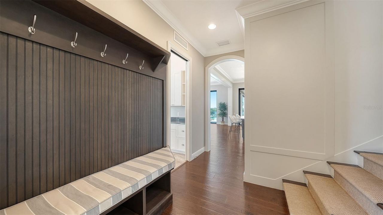 313 Lookout Point Drive, Osprey, FL 34229 Photo