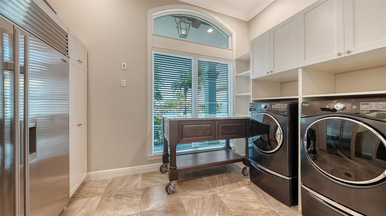 313 Lookout Point Drive, Osprey, FL 34229 Photo