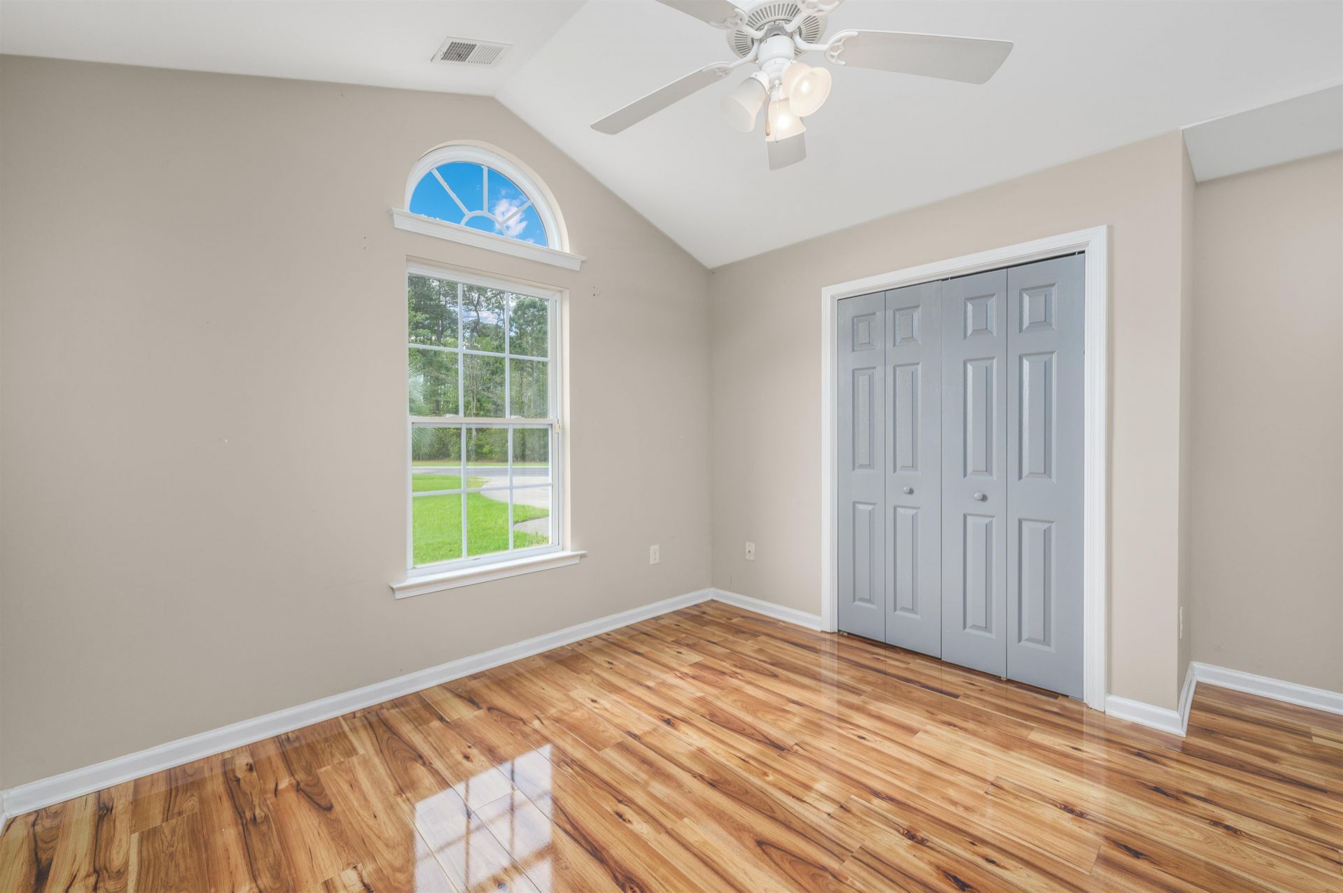 184 Somerworth Circle  Photo 13