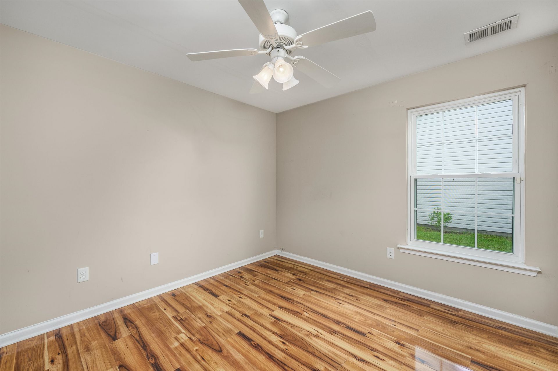 184 Somerworth Circle  Photo 14