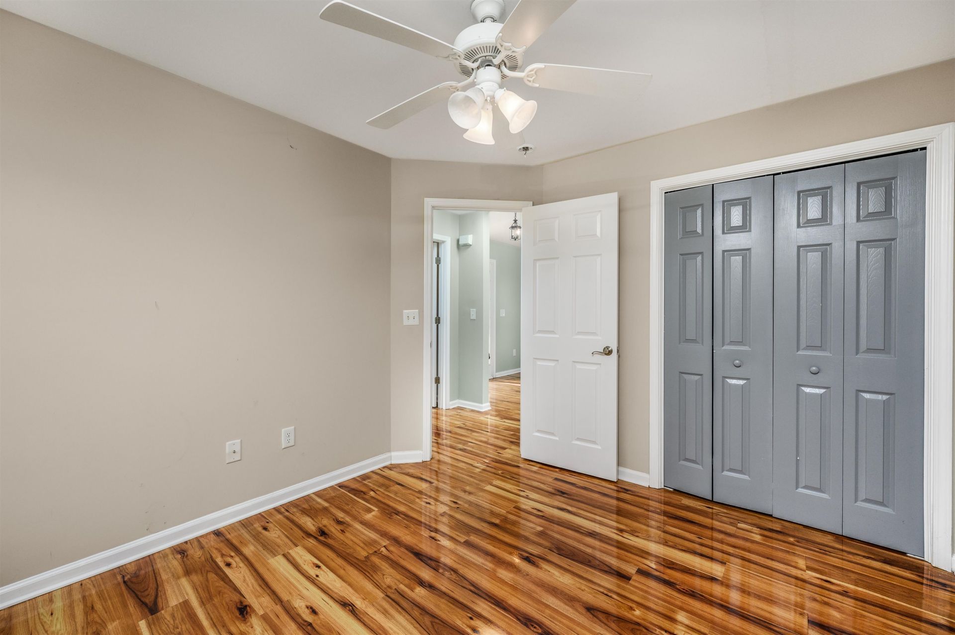 184 Somerworth Circle  Photo 15