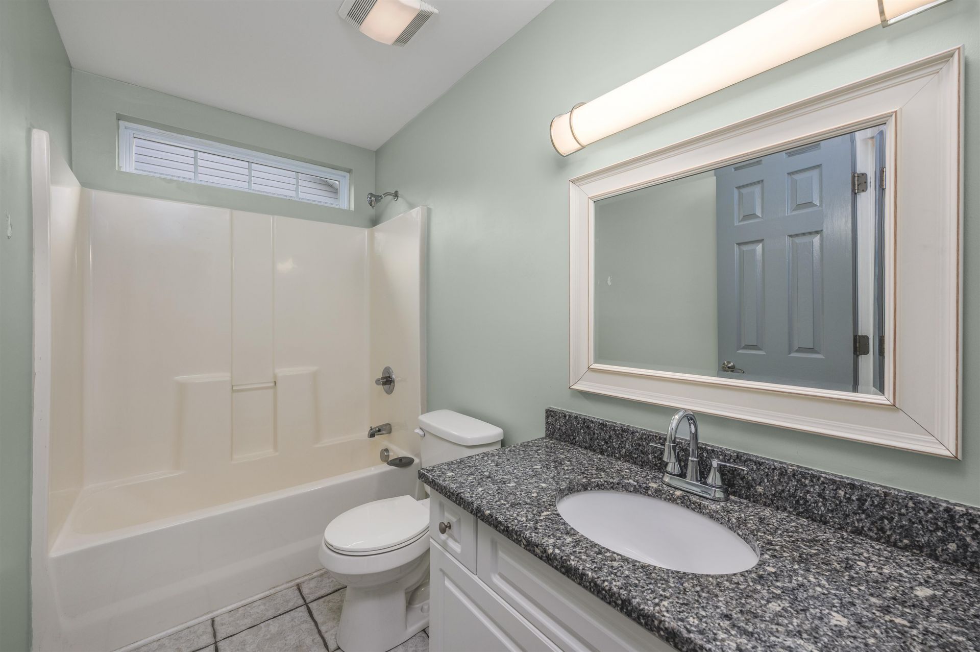 184 Somerworth Circle  Photo 16