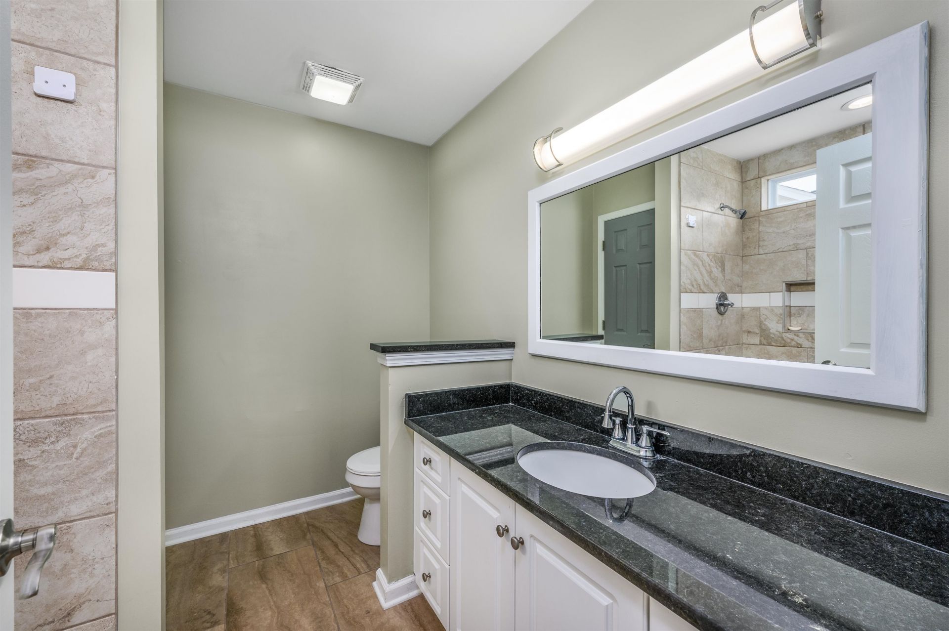 184 Somerworth Circle  Photo 19