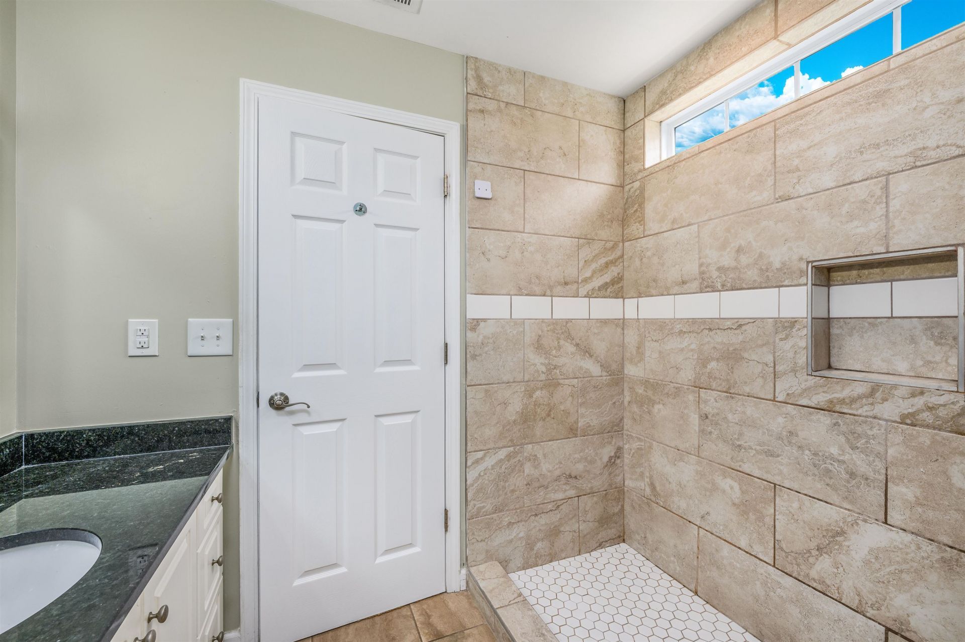 184 Somerworth Circle  Photo 20