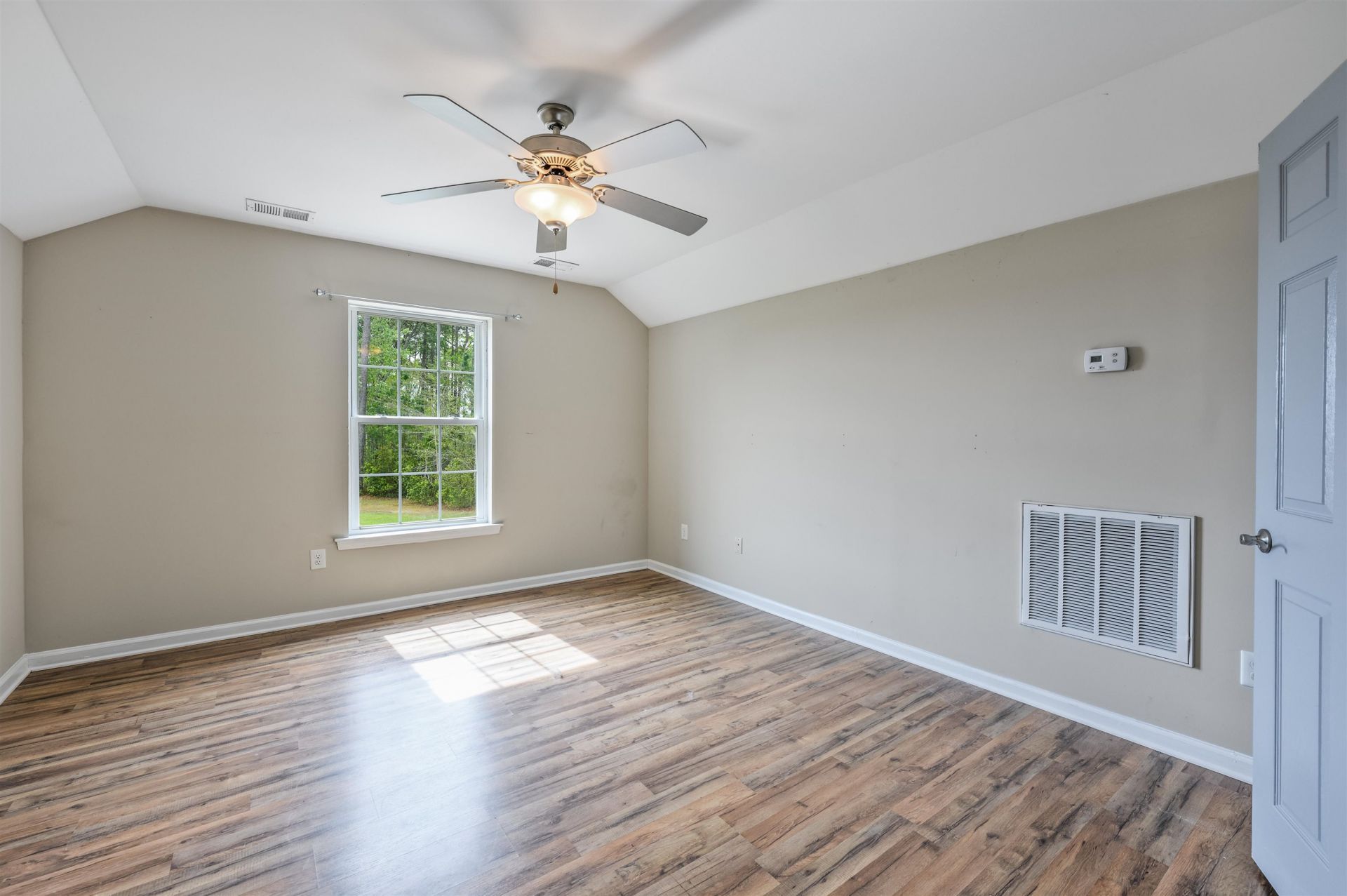 184 Somerworth Circle  Photo 21