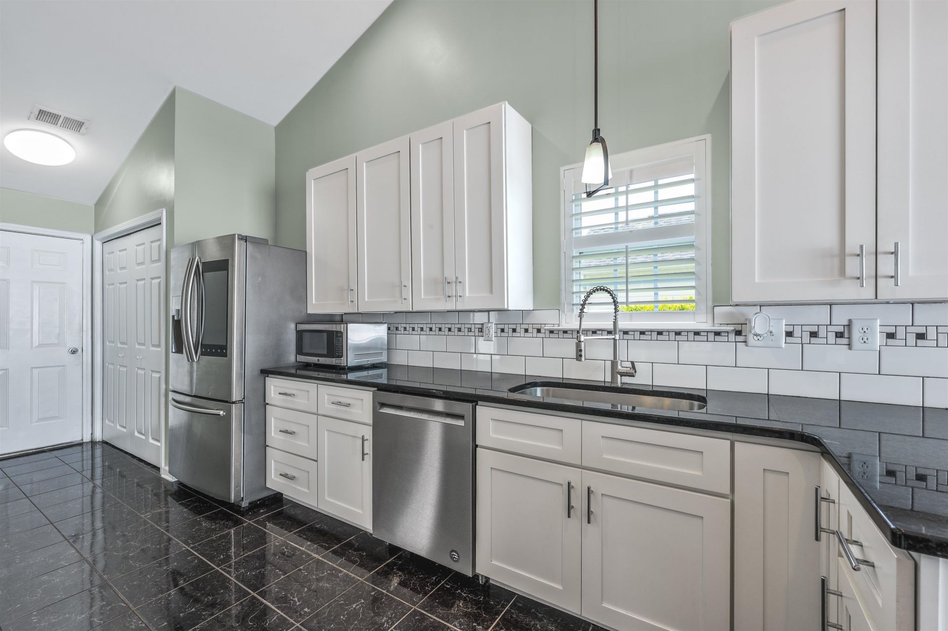 184 Somerworth Circle  Photo 25