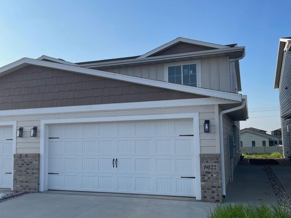 9622 W Tunis Dr, Sioux Falls, SD 57106