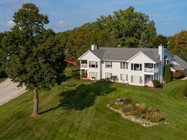 1606 MEMORIAL DRIVE, Unit 104, Sturgeon Bay, WI 54235