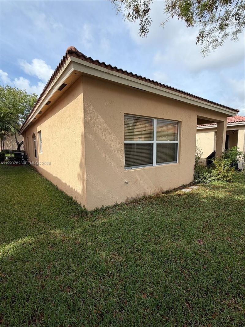 3951 NE 11th Dr, Homestead, FL 33033 Photo