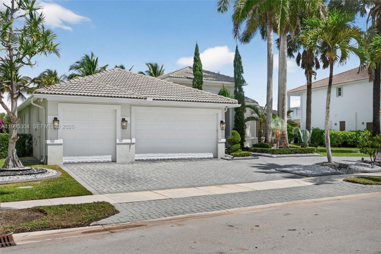 1396 Victoria Isle Dr, Weston, FL 33327 Photo
