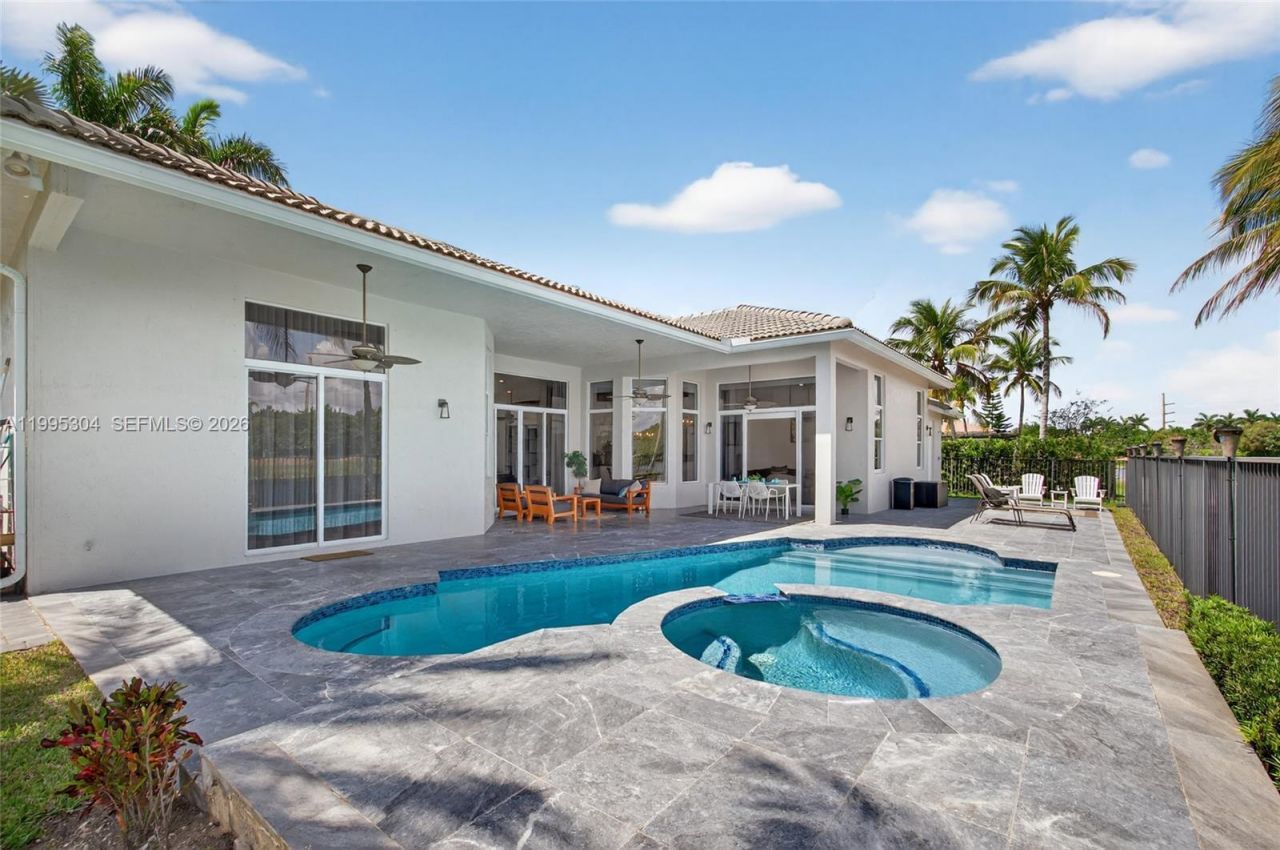 1396 Victoria Isle Dr, Weston, FL 33327 Photo