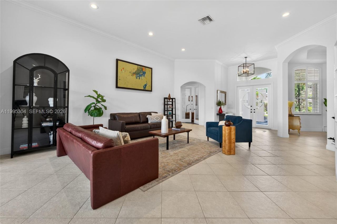 1396 Victoria Isle Dr, Weston, FL 33327 Photo