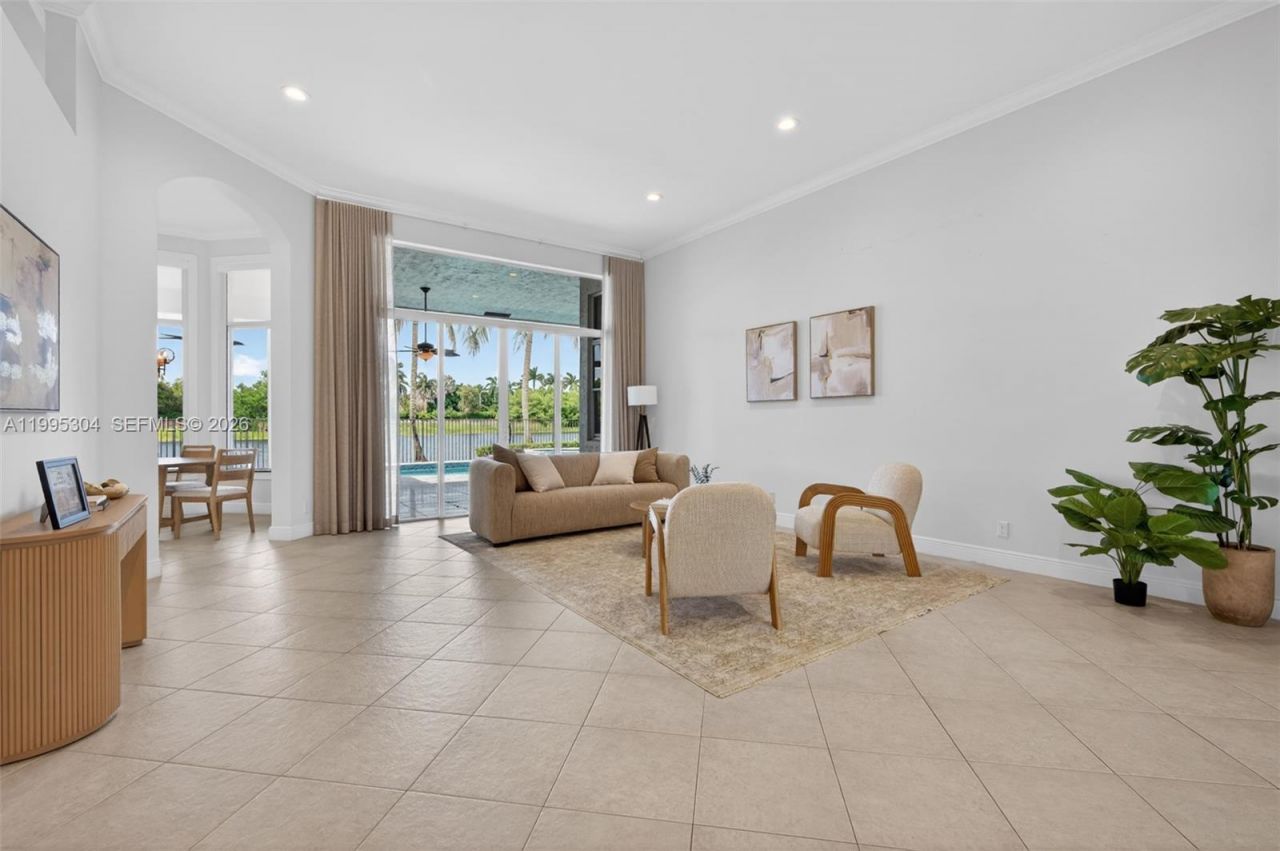 1396 Victoria Isle Dr, Weston, FL 33327 Photo