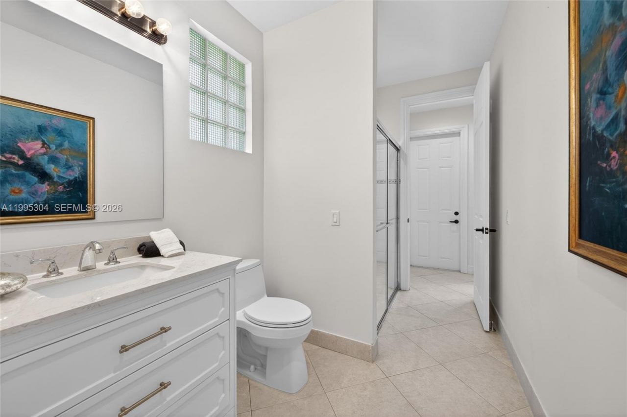 1396 Victoria Isle Dr, Weston, FL 33327 Photo