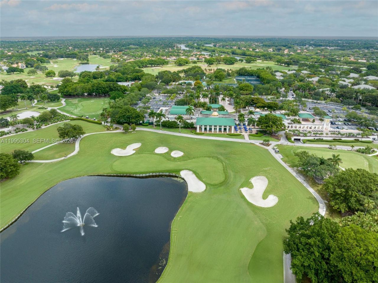 1396 Victoria Isle Dr, Weston, FL 33327 Photo