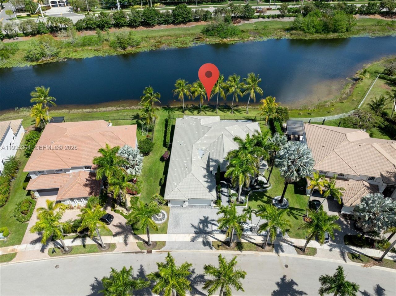 1396 Victoria Isle Dr, Weston, FL 33327 Photo