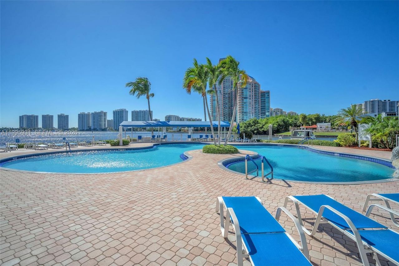 3500 Mystic Pointe Dr, Unit 3001, Aventura, FL 33180 Photo