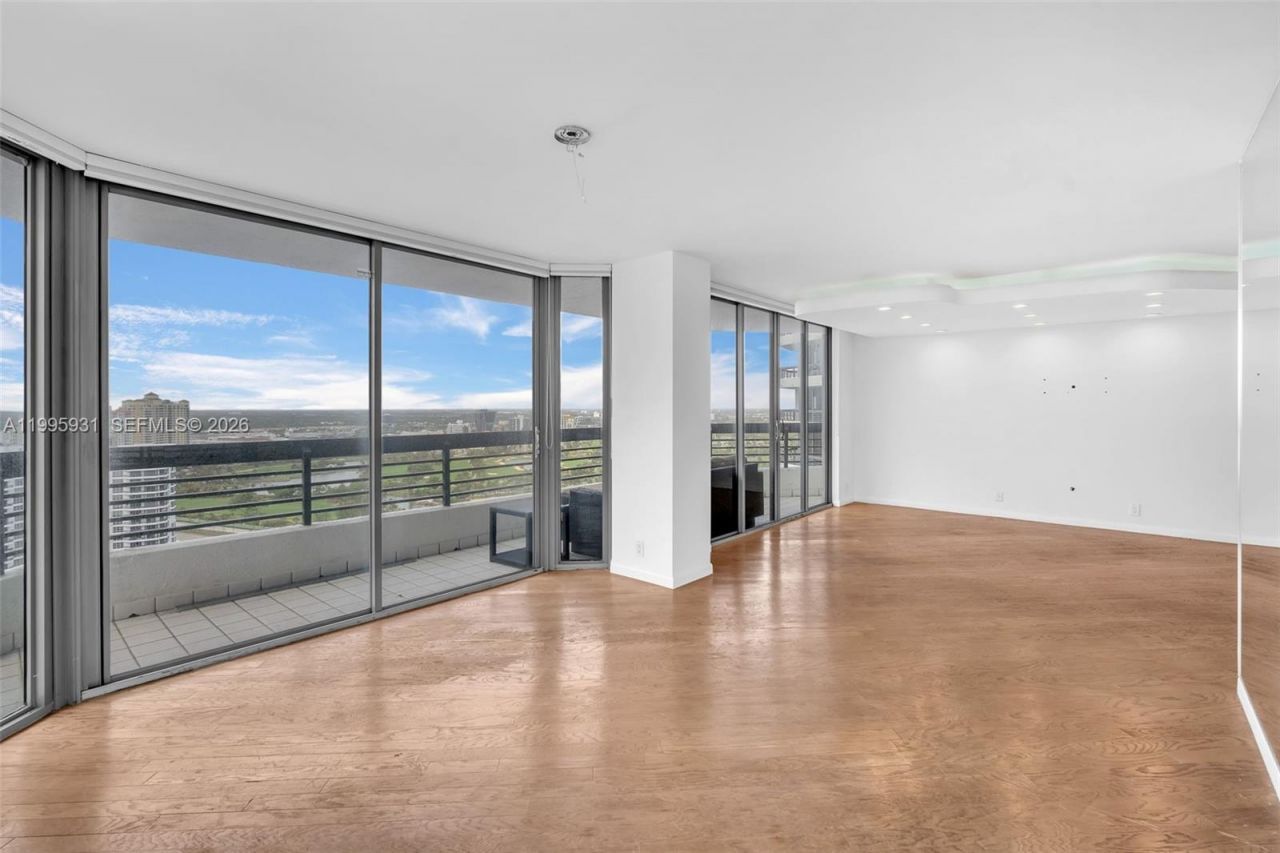 3500 Mystic Pointe Dr, Unit 3001, Aventura, FL 33180 Photo