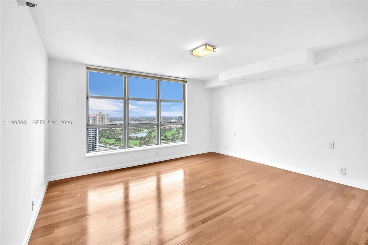 3500 Mystic Pointe Dr, Unit 3001, Aventura, FL 33180 Photo