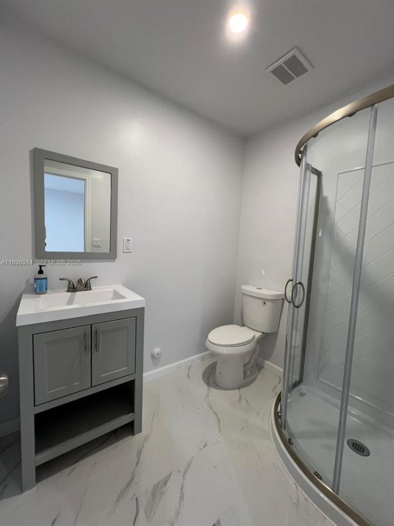 811 NW 21st Ct, Unit 811, Miami, FL 33125 Photo