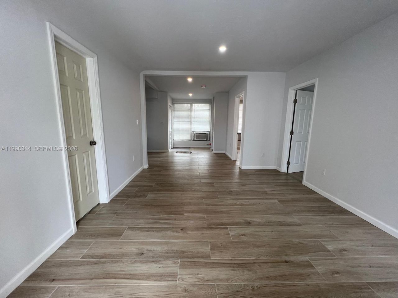 811 NW 21st Ct, Unit 811, Miami, FL 33125 Photo