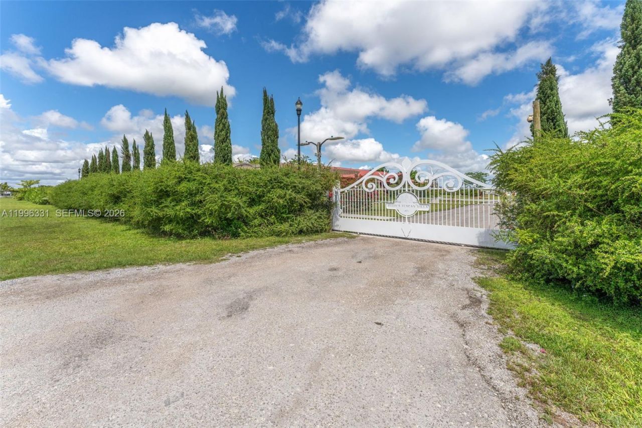 164xx SW 192 Ave, Miami, FL 33187 Photo