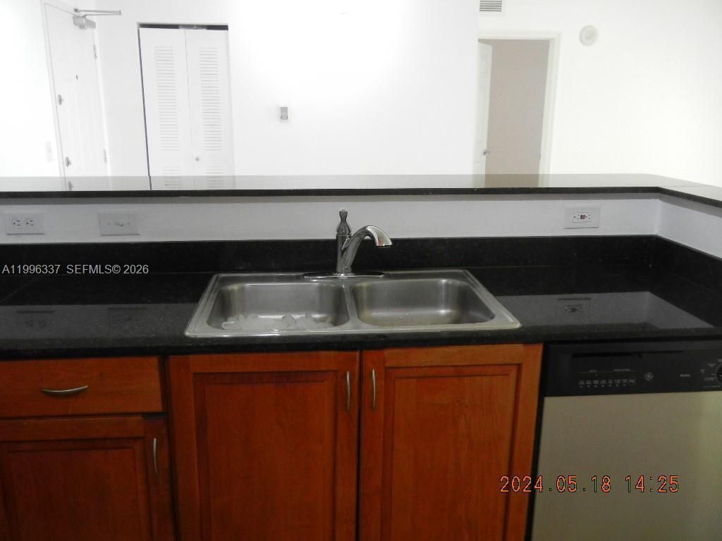 215 SW 42nd Ave, Unit PH07, Miami, FL 33134 Photo