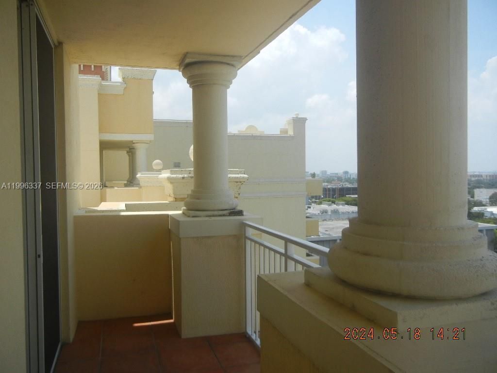 215 SW 42nd Ave, Unit PH07, Miami, FL 33134 Photo