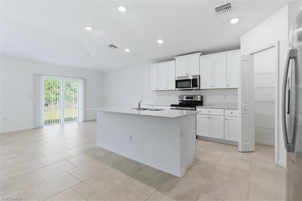 3911 Treasure Oak Way, Fort Myers, FL 33905 Photo