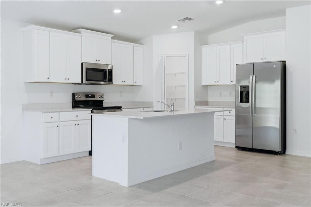 3911 Treasure Oak Way, Fort Myers, FL 33905 Photo
