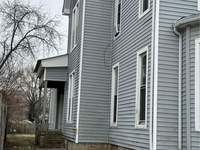 312 W Jefferson Street, New Carlisle, OH 45344 Photo 4