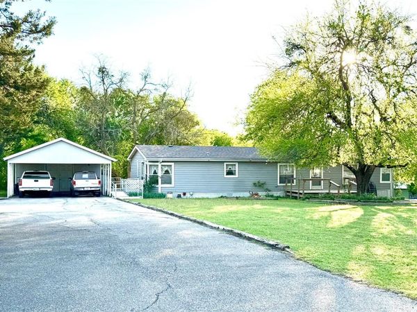 664 Quail Creek Circle , Pottsboro, TX 75076