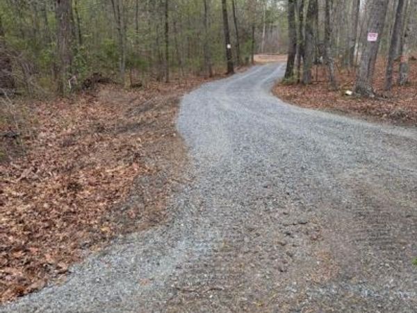 23 TAYLOR ROAD, LOUISA, VA 23093