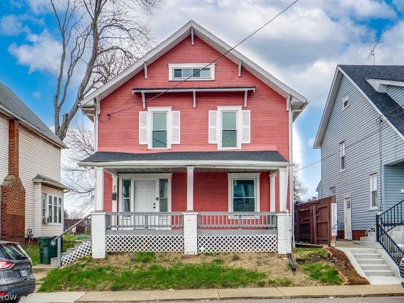 821 19th Street NW, Canton, OH 44709 Photo 1