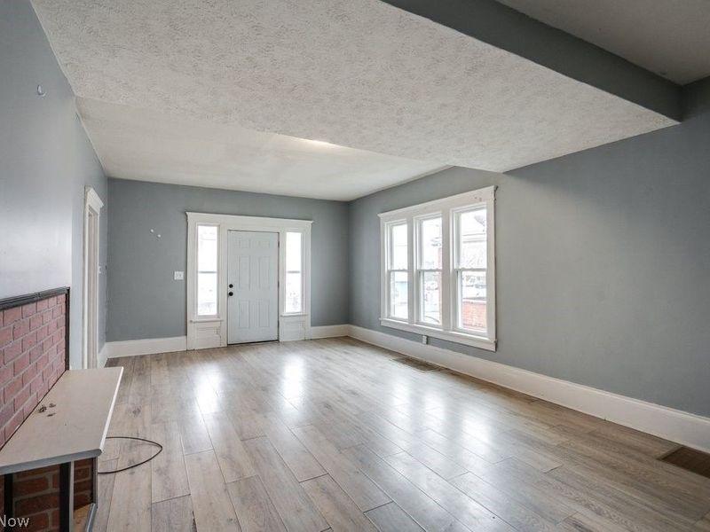 821 19th Street NW, Canton, OH 44709 Photo 6